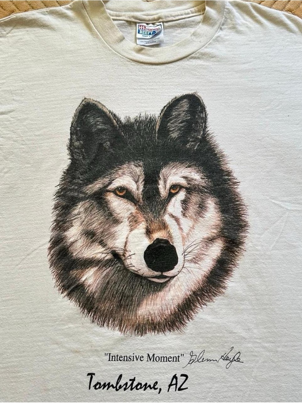 Vintage 1990s Wolf Graphic Tee "Intensive Moment" - Tombstone AZ men’s large